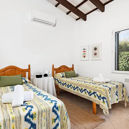 Bini Yaya - Cap Den Font Villa