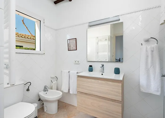 Bini Yaya - Cap Den Font *